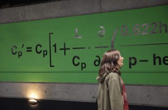 Gare du Nord : les équations mystérieuses du RER B expliquent le réchauffement climatique