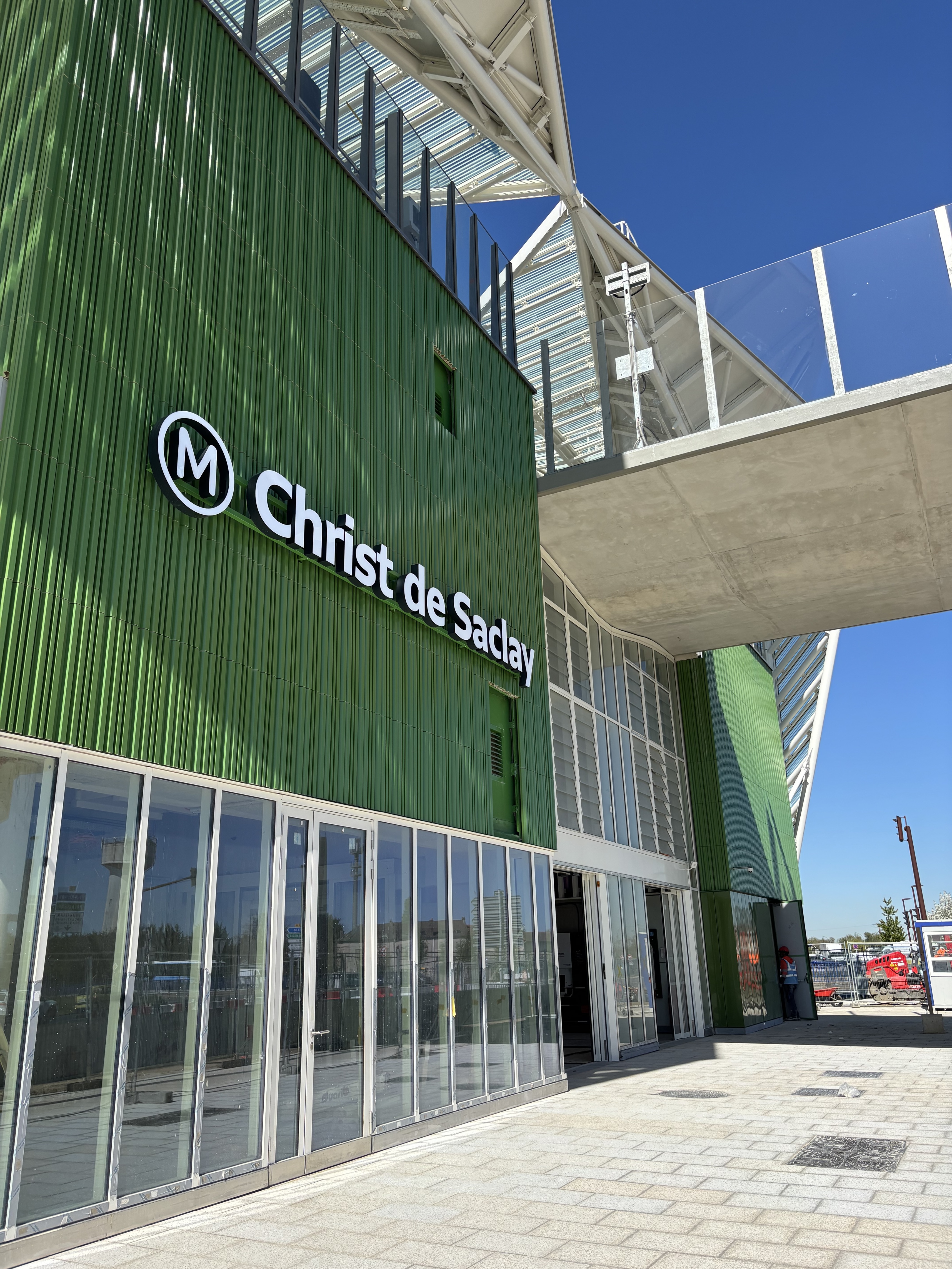 La gare du Christ-de-Saclay, terminus provisoire de la ligne 18 vers l'Ouest en attendant le prolongement à Versailles. Vianney Delourme pour Enlarge your Paris