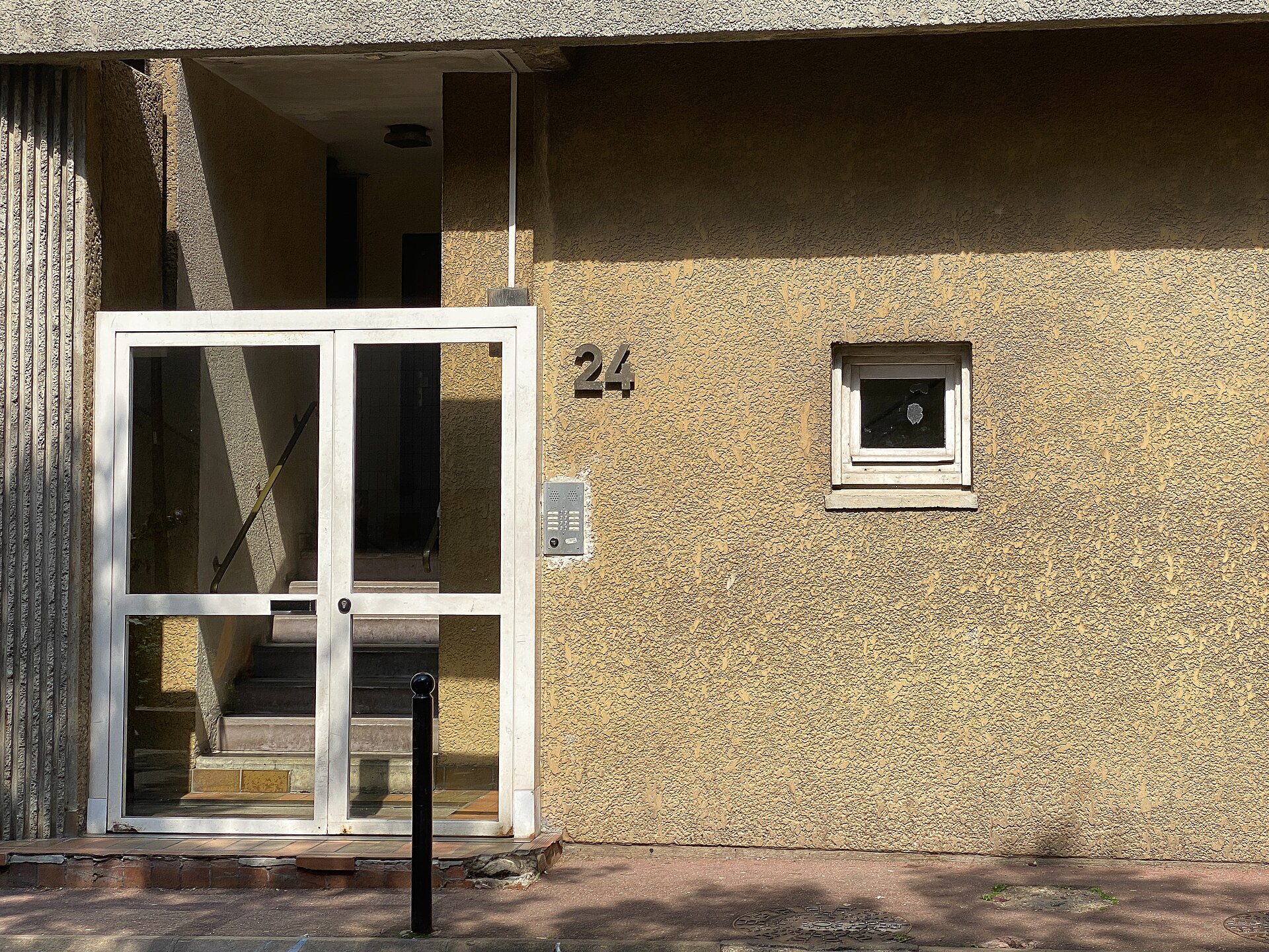 La lucarne d'Evry. DR