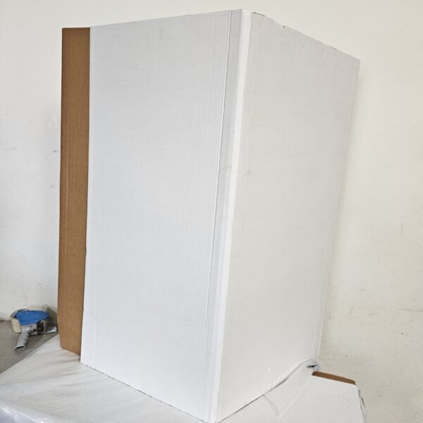 pack of 5 white cartons 48'' high, THEY DO NOT HAVE BASE OR COVER | EZ Auction