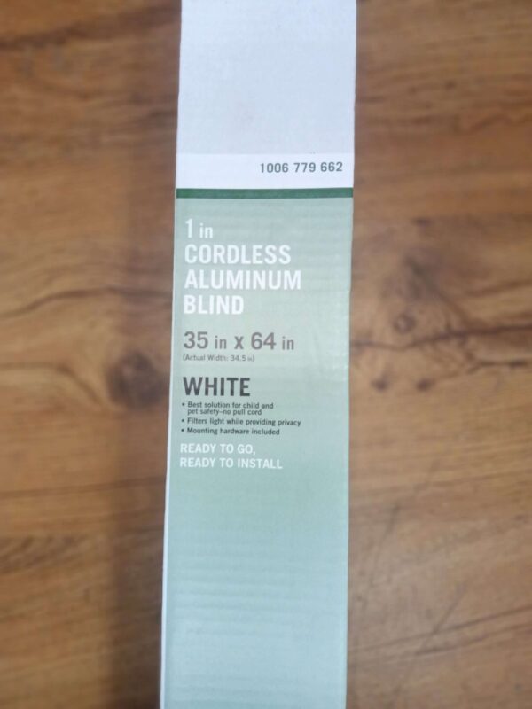 1IN CORDLESS ALUMINUM BLIND 35IN X 64IN WHITE | EZ Auction