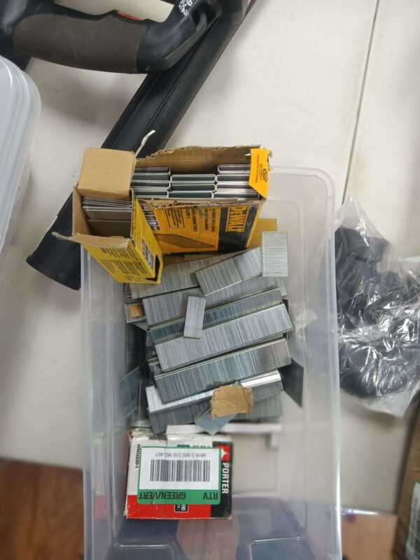 ***CONTAINER HALF FULL SPALES AND NAILS***DEWALT 7/32 in. Crown x 1-1/4 in. 18-Gauge Glue Collated Staples | EZ Auction