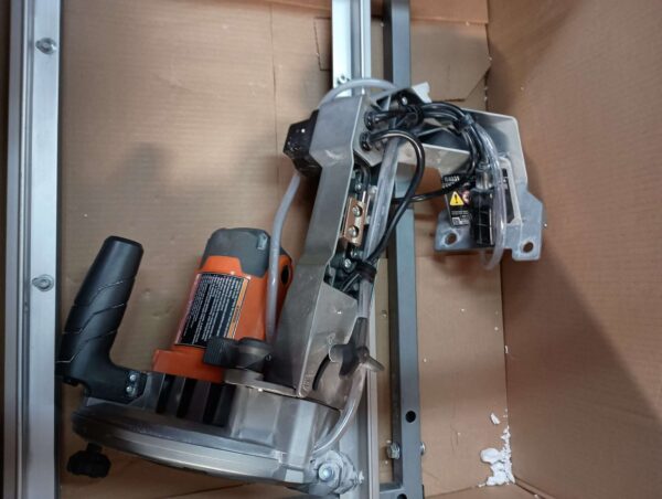 RIDGID 9-Amp 7 in. Blade Corded Wet Tile Saw with Stand | EZ Auction