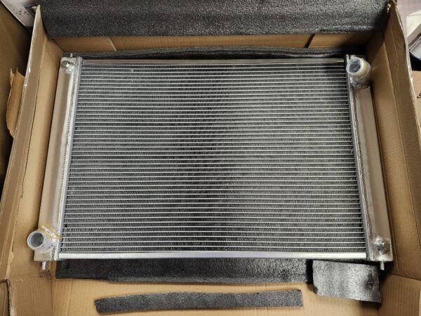 *** UKNOWN VEHICLE FITMENT PICTURE FOR REFERENCE***WORKS STUDIO HIGH PREFORMANCE 3 ROW Full Aluminum Radiator | EZ Auction