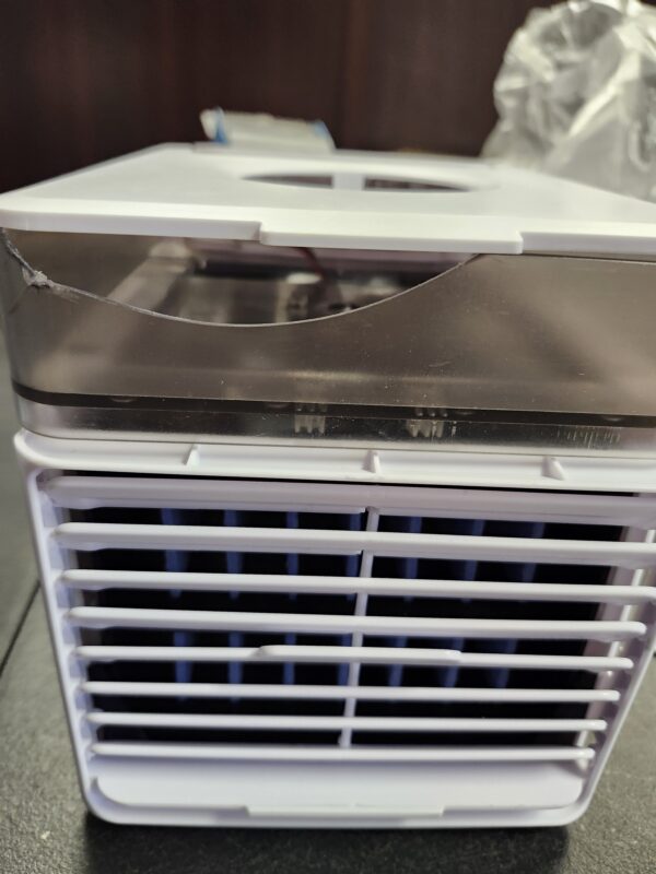 ***USED WITH CRACK TO THE TANK REFER TO IMAGES***Home Mini Air Conditioner White | EZ Auction
