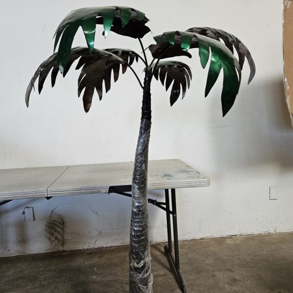 56'' tall palm tree perfect for garden decoration made of metal | EZ Auction