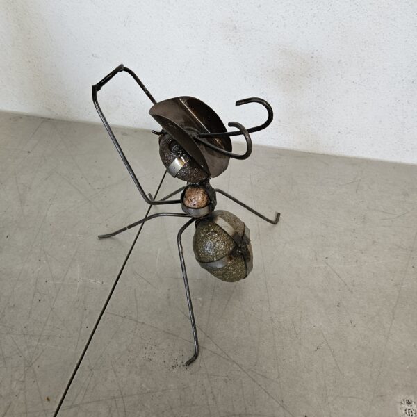 Ant figure for garden decoration, made of metal and stone | EZ Auction