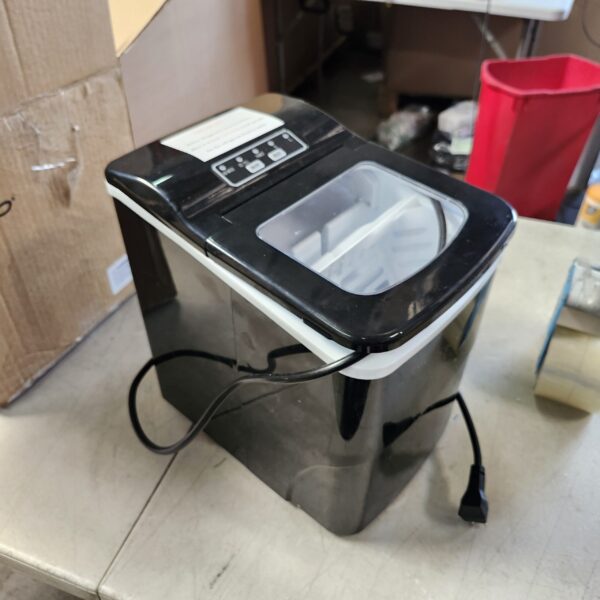 *** USED *** AGLUCKY Ice Makers Countertop with Self-Cleaning, 26.5lbs/24hrs, 9 Cubes Ready in 6~8Mins, Portable Ice Machine with 2 Sizes Bullet Ice/Ice Scoop/Basket for Home/Kitchen/Office/Bar/Party, Black | EZ Auction