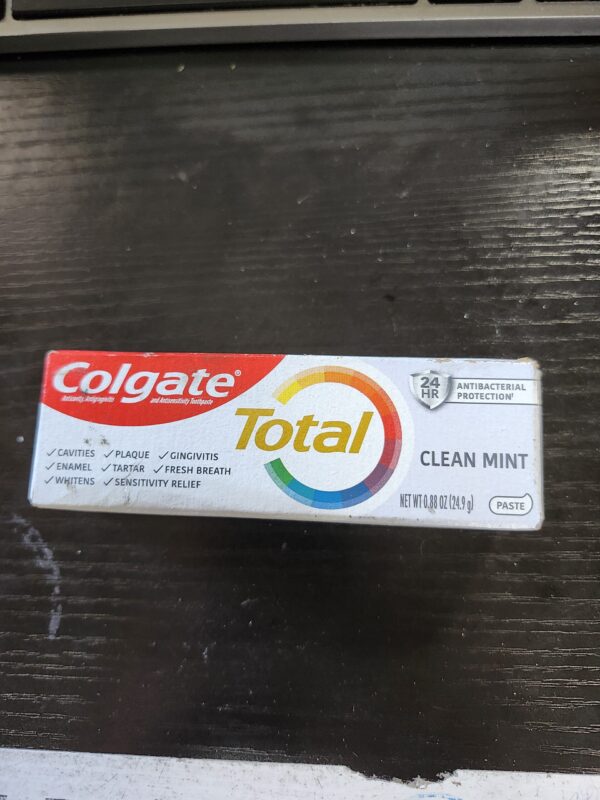 Colgate Total Toothpaste, Clean Mint, Travel Size, 0.88 Ounce | EZ Auction