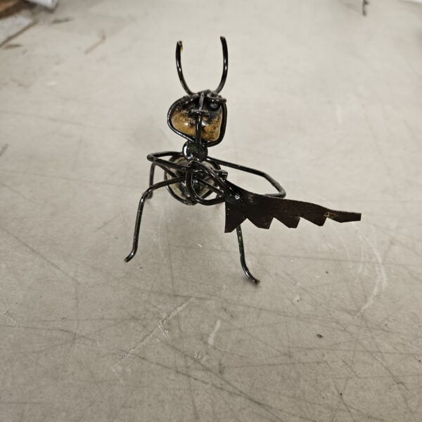 Worker ant figure perfect for garden decoration, handcrafted with metal | EZ Auction