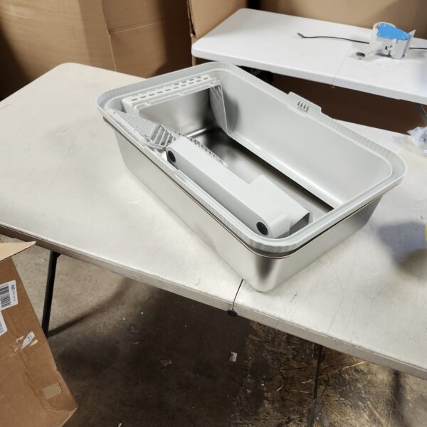 *** USED *** Stainless Steel Litter Box with Lid, XL Extra Large Cat Litter Box Enclosure for Big Cats with High Sides and Scoop, Easy Clean Metal Litter Pan, Non-Stick Cat Toilet, Anti-Leakage, No Smell | EZ Auction