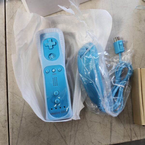 Remote Controller for Wii, Wii Remote and Nunchuck Controllers with Silicon Case and Strap for Wii and Wii U (Blue) | EZ Auction