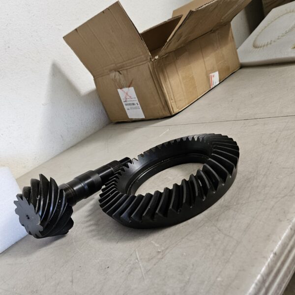 Motive Gear GM10-390 Ring and Pinion (GM 8.5" & 8.6" Style, 3.90 Ratio) | EZ Auction