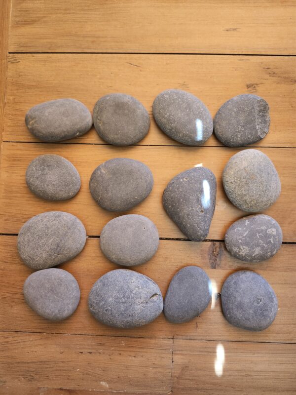 SUPEASY 50 PCS Rocks for Painting, 1.6-2.8 Inches Natural River Stones for Crafts, Flat Smooth Pebbles for Art, Mandala, Kindness, DIY, Garden Decoration, Rock Painting Kit for Kids & Adults | EZ Auction