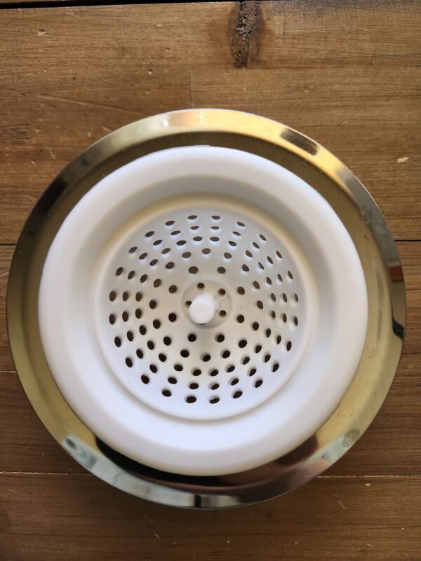 Sink Strainers, Flexible Silicone and Anti Rust Stainless Steel Rim Kitchen Sink Drainer Baskets,Large Wide Diameter Rim for Most Sink Drains,White | EZ Auction