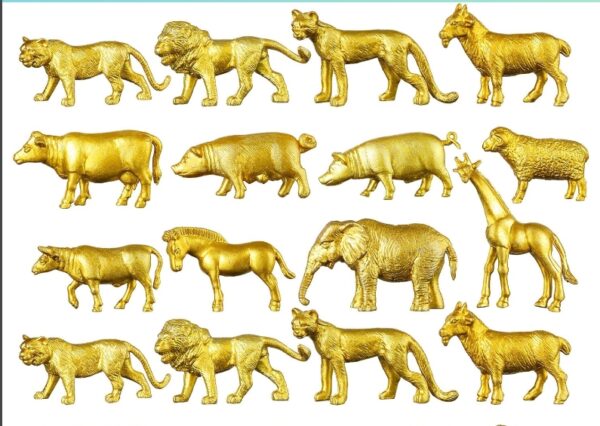 18 Pcs Gold Plastic Animal Figurines Toys, Zoo Safari Animal Figures, Elephant Lion Mini Animals Figurines Decor Jungle Animal Cake Toppers for Themed Birthday Party | EZ Auction