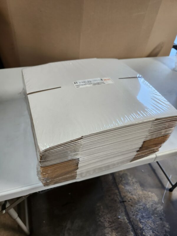 40-Pack-Small-Shipping-Boxes-6x6x6, Corrugated-Cardboard-Boxes-for-Packaging-Small-Business, White-Boxes-Mailers | EZ Auction