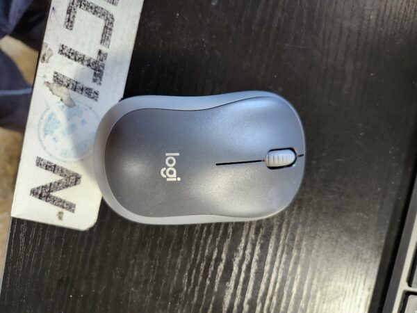 Logitech Plug-and-Play Wireless Mouse | EZ Auction