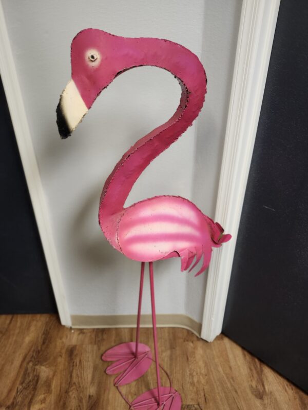 *** 5 FT TALL/ONLY ONE FLAMINGO****** ARTISINAL IMPORTED IRON WORK FLAMINGO STATUE. | EZ Auction