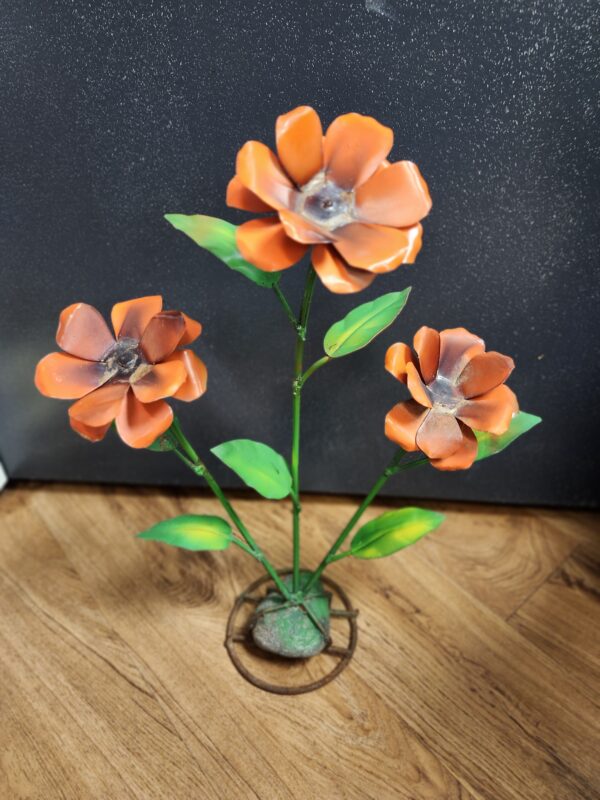 ***2 FT TALL***ARTISINAL IMPORTED IRON WORK ORANGE ANEMONE FLOWER STATUE. | EZ Auction