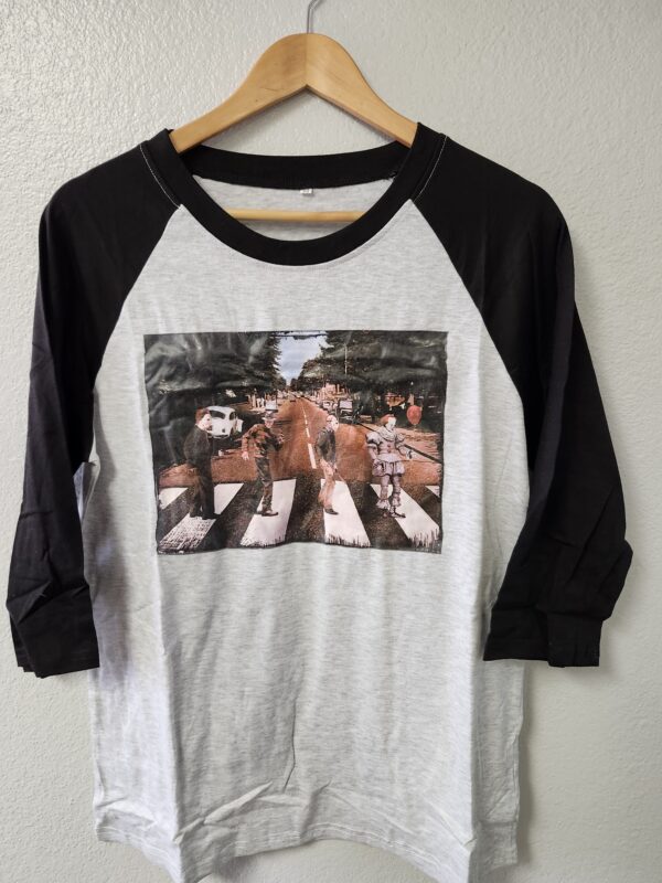 ***PICRURE FOR REFERENCE MENS MEDIUM***Crossing the Road In the late 60's Clothing Raglan Baseball Tee | EZ Auction