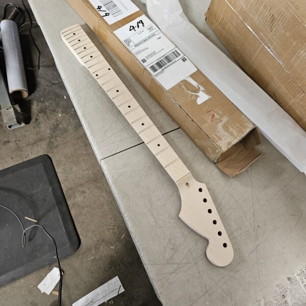 Neck for Strat Guitar, Maple Fingerboard | EZ Auction
