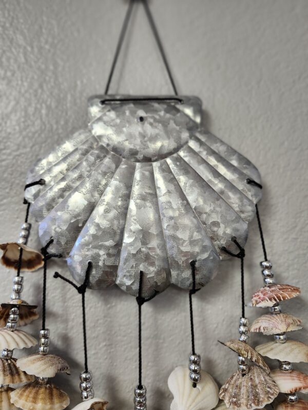 ***PICTURE FOR REFERENCE NOT EXACT MODEL***HAND MADE ARTISANAL REAL SEA SHELLS WIND CHIME | EZ Auction