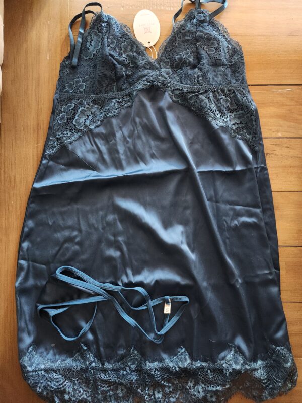 Avidlove Silk Nightgown for Women Sexy Lace Sleepwear Satin Sleeveless Chemise Dress | EZ Auction