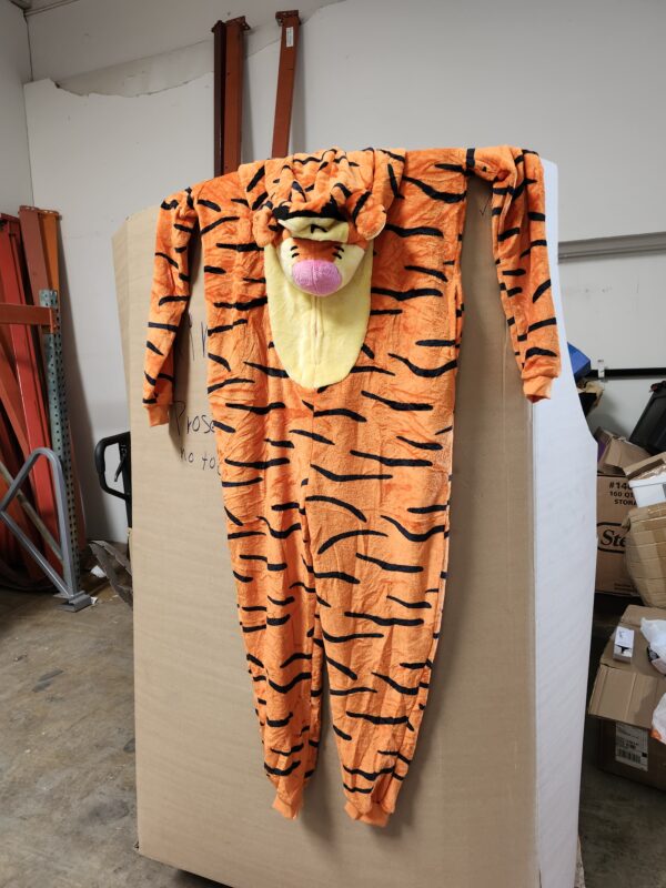 ifboxs Adult Onesie Pajamas for Women and Men-Plush One Piece Halloween Cosplay Animal Costume | EZ Auction