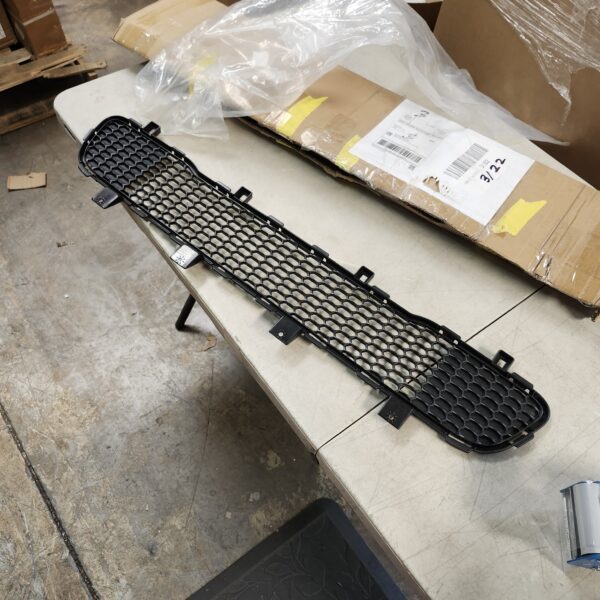 For Jeep Cherokee 2014 15 16 17 2018 Bumper Grille | Front | 68203216AA | CH1036126 | EZ Auction