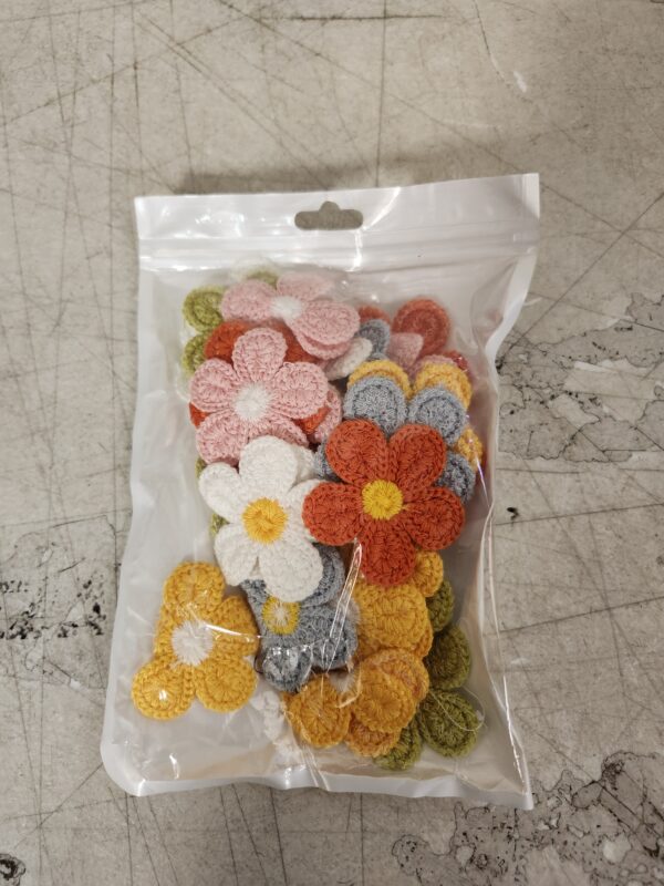 FINGERINSPIRE 30PCS Flowers Embroidery Appliques Patches 2.3x2.3inch Sewing Embroidery Flowers Cloth Patches Crochet Daisy Flowers Patches Ornament Accessory for Clothing Repair DIY Sewing Craft Decor | EZ Auction