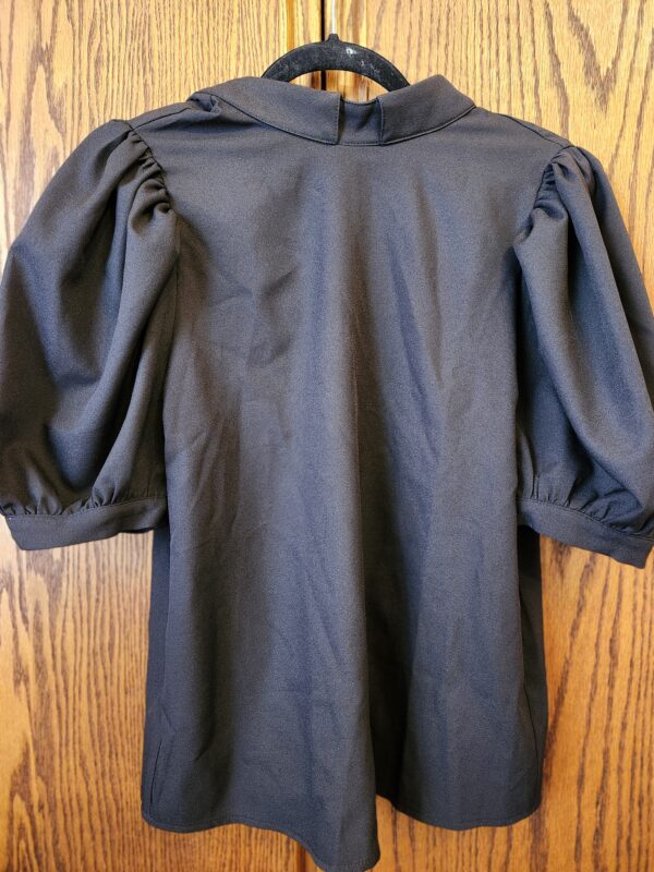 ***Size Medium***Womens Church Clergy Shirt Tab Collar Short Puff Sleeves Blouse Top | EZ Auction