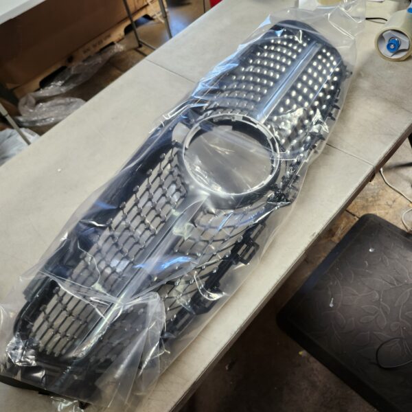 Bapmic 2138880123 Front Silver Diamond Star Grille w/Camera Compatible with Mercedes-Benz W213 E300 E400 | EZ Auction