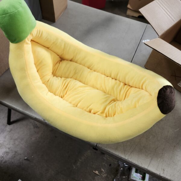 SILICUTE Dog Bed Cat Bed Pet Bed Comfortable and Washable in Banana Shape and Color w/Removable Cushion | EZ Auction