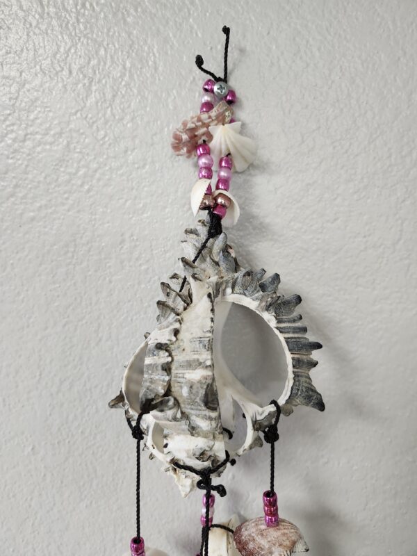 ***PICTURE FOR REFERENCE***ARTISONAL HAND MADE SEASHELL WIND CHIMES | EZ Auction