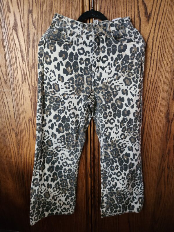 ***Size 26***Aelfric Eden Jeans for Women High Waist Leopard Print Jeans Cheetah Pants Straight Leg Unisex Sizing | EZ Auction