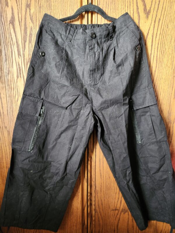 ***Size Medium***Aelfric Eden Multiple Pockets Cargo Pants | EZ Auction