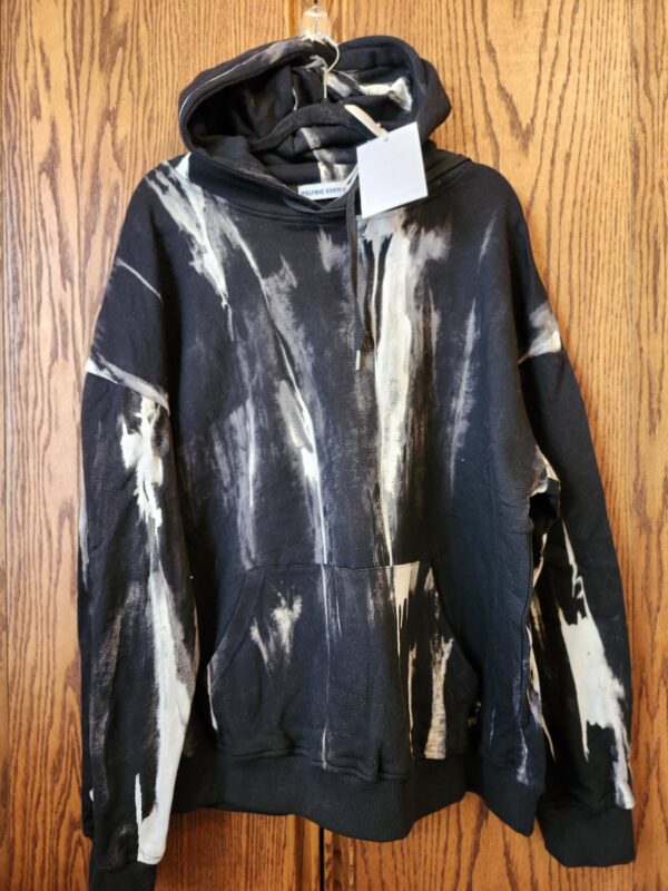 ***Size Large***Men's Washed Tie Dye Hoodie | EZ Auction