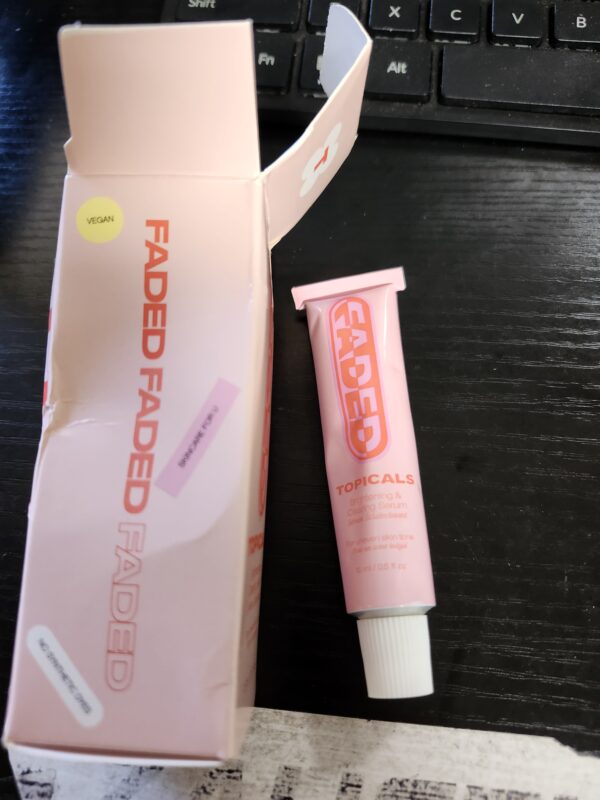 ***USED***Topicals Faded Brightening and Clearing Serum | Reduces Discoloration, Post-Blemish Marks, Scars and Spots | Contains Kojic Acid and Niacinamide | Dermatologist-tested, Vegan, Cruelty-Free (0.5 Fl Oz) | EZ Auction