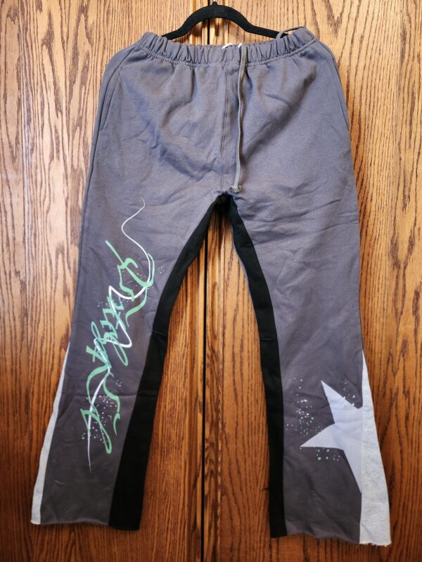 ***Size XSmall***Pitch4ck Logo Sweats | EZ Auction