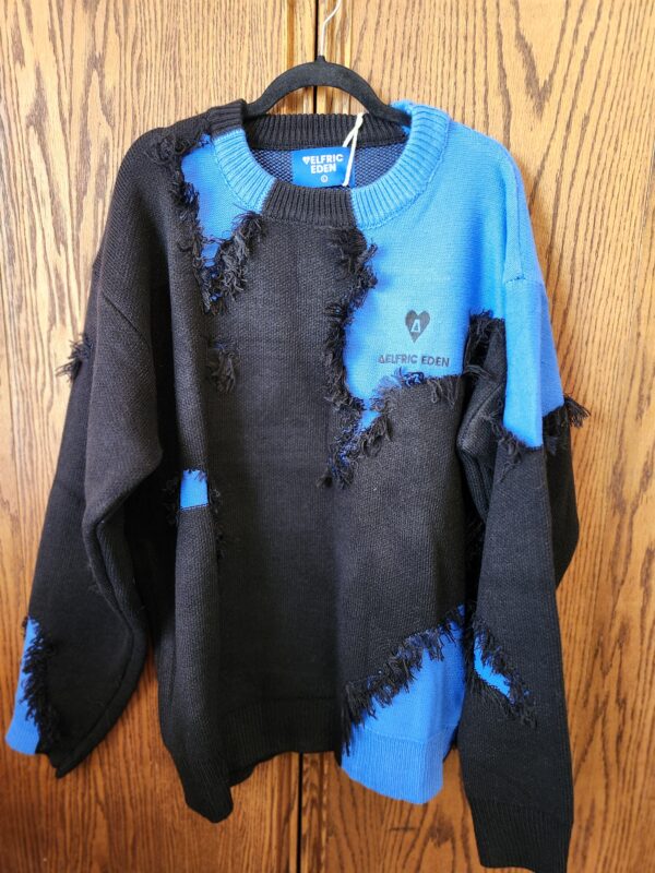 ***Size Large***City of Love Color Blocking Distressed Sweater | EZ Auction