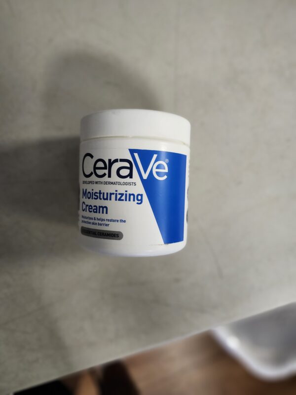 Moisturizing Cream (19oz) | EZ Auction