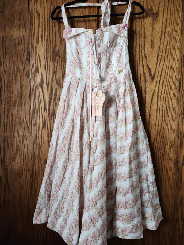 ***Size Medium***Tuscany Rose Corset Dress | EZ Auction