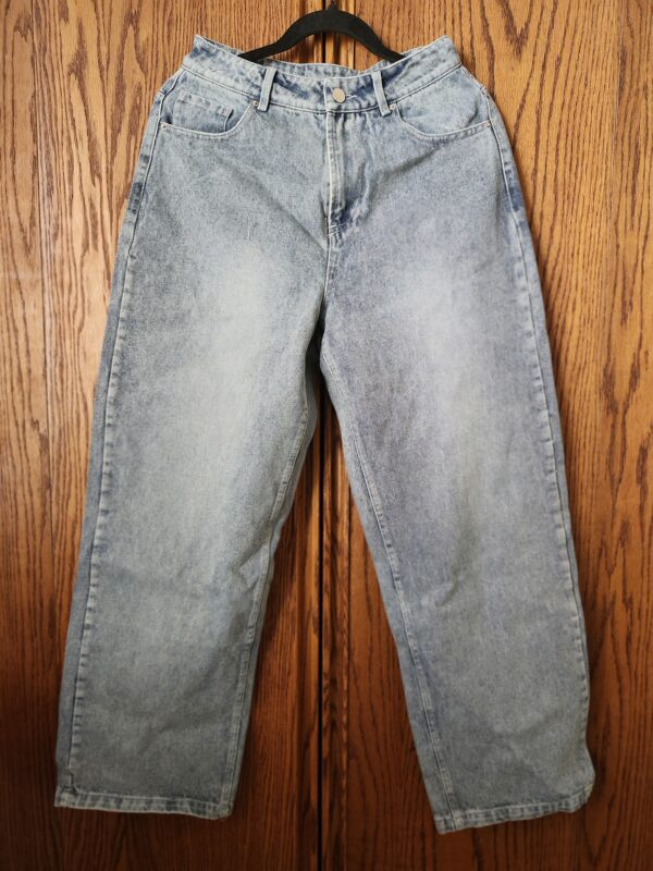 ***Size 26***Aelfric Eden Basic Loose Jeans | EZ Auction