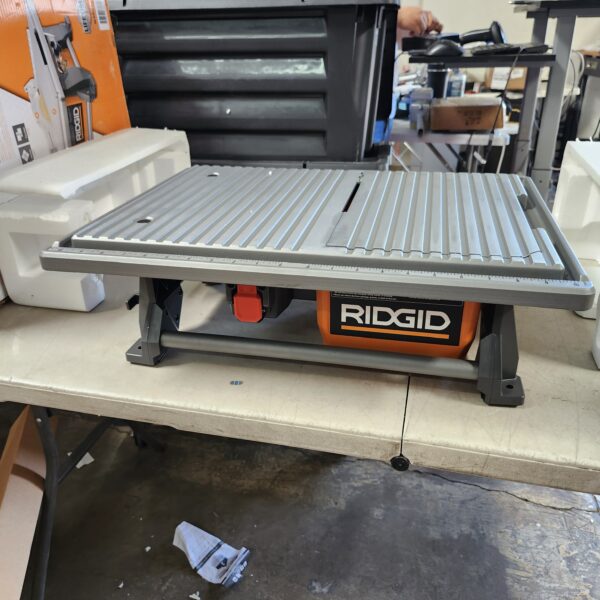 RIDGID 6.5-Amp 7 in. Blade Corded Table Top Wet Tile Saw | EZ Auction