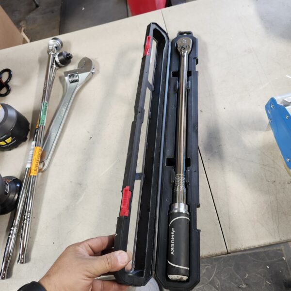 Husky 1/2 in. Click Torque Wrench | EZ Auction