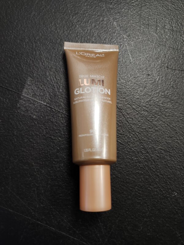 L'Oreal Paris Makeup True Match Lumi Glotion, Natural Glow Enhancer, Illuminator Highlighter Skin Tint, for an All Day Radiant Glow, Medium, 1.35 Ounces | EZ Auction