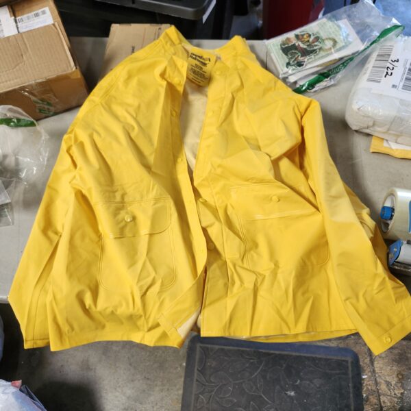 *** SIZE M *** Galeton mens RAINCOAT, Yellow, Small US | EZ Auction