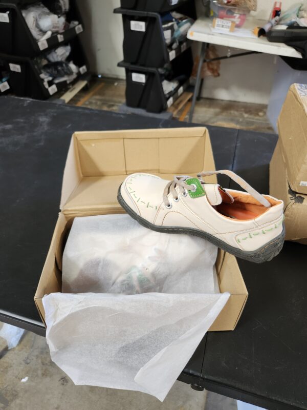 SIZE 8* TMA EYES Hand Stitching Leather Women's Sneaker | EZ Auction
