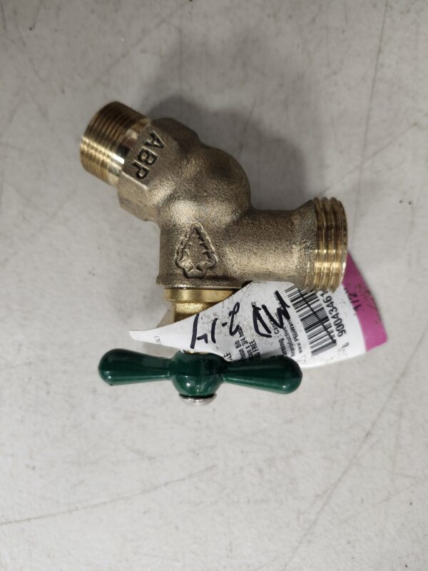 ARROWHEAD BRASS & PLUMBING 251LF 1/2" Male Pipe Thread | EZ Auction